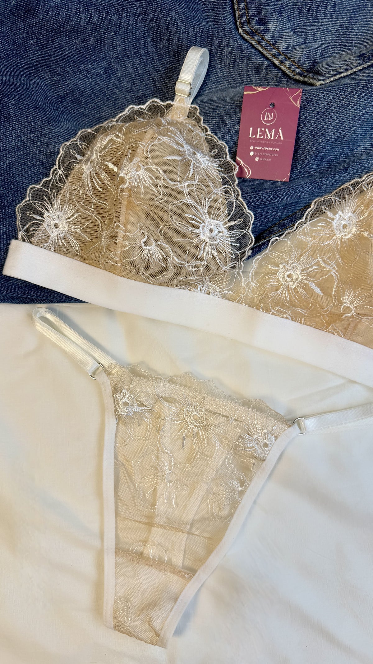 CONJUNTO BORDADO | DORADO CON FLORES