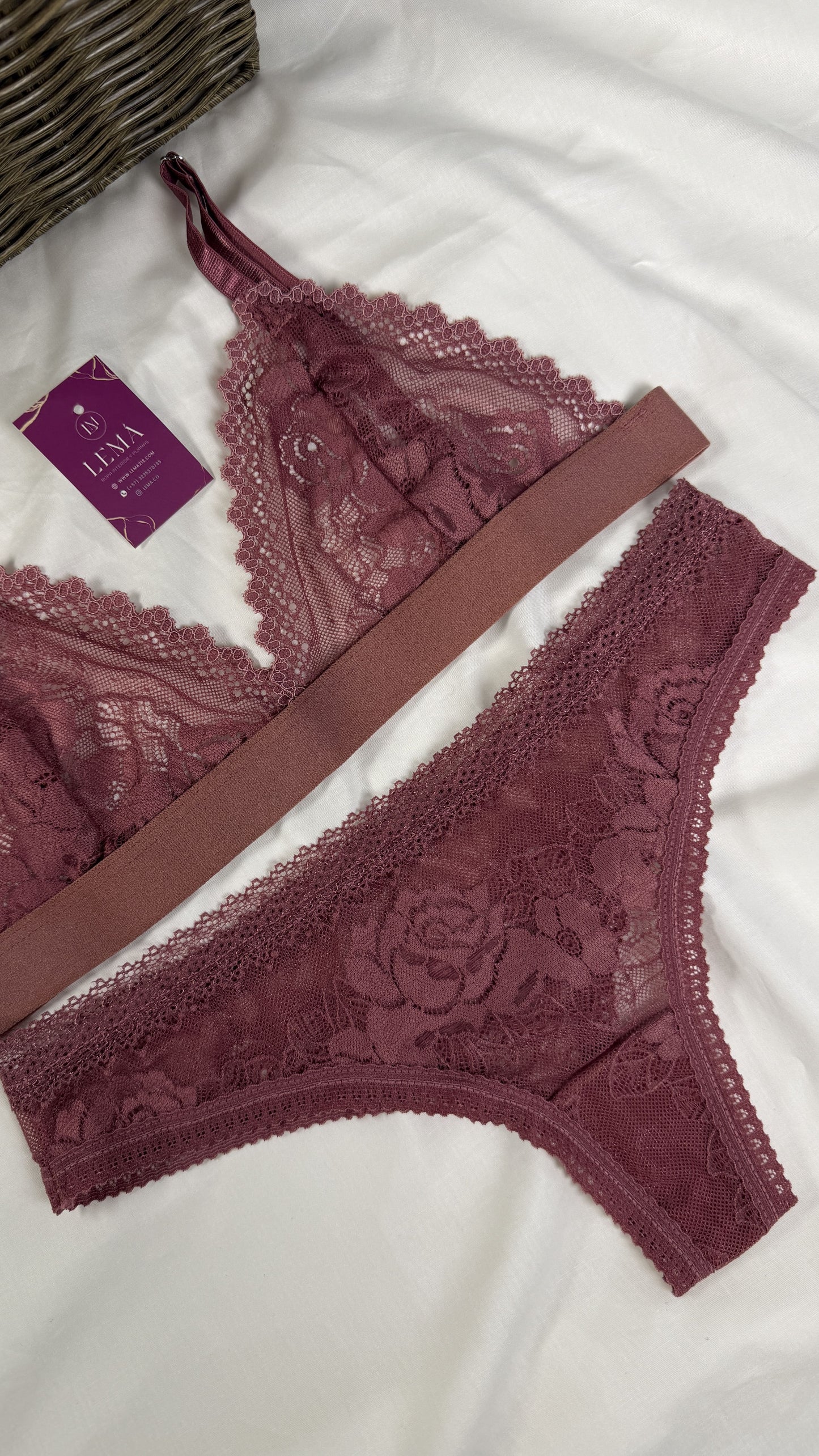 CONJUNTO LENCERIA EN ENCAJE | ROSA OSCURO 661