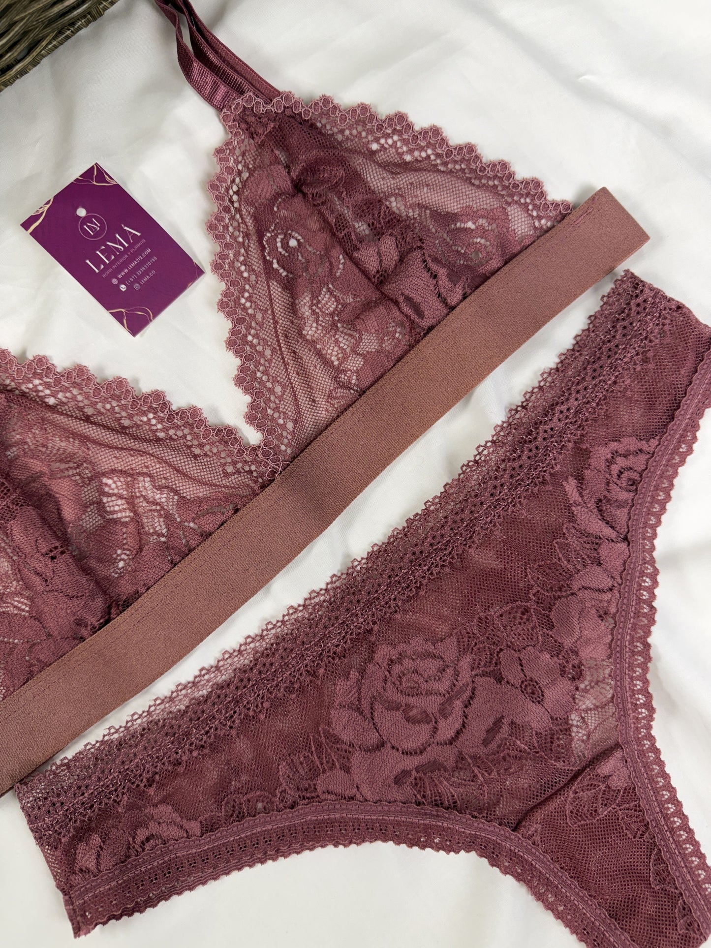 CONJUNTO LENCERIA EN ENCAJE | ROSA OSCURO 661