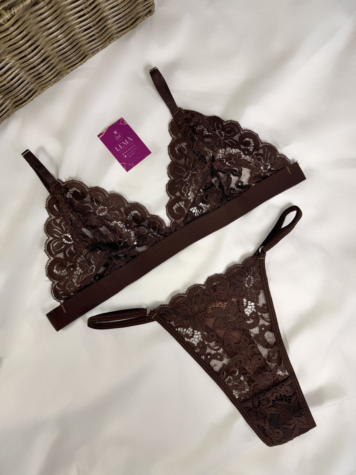 CONJUNTO LENCERIA EN ENCAJE | HILO MOCCA 671