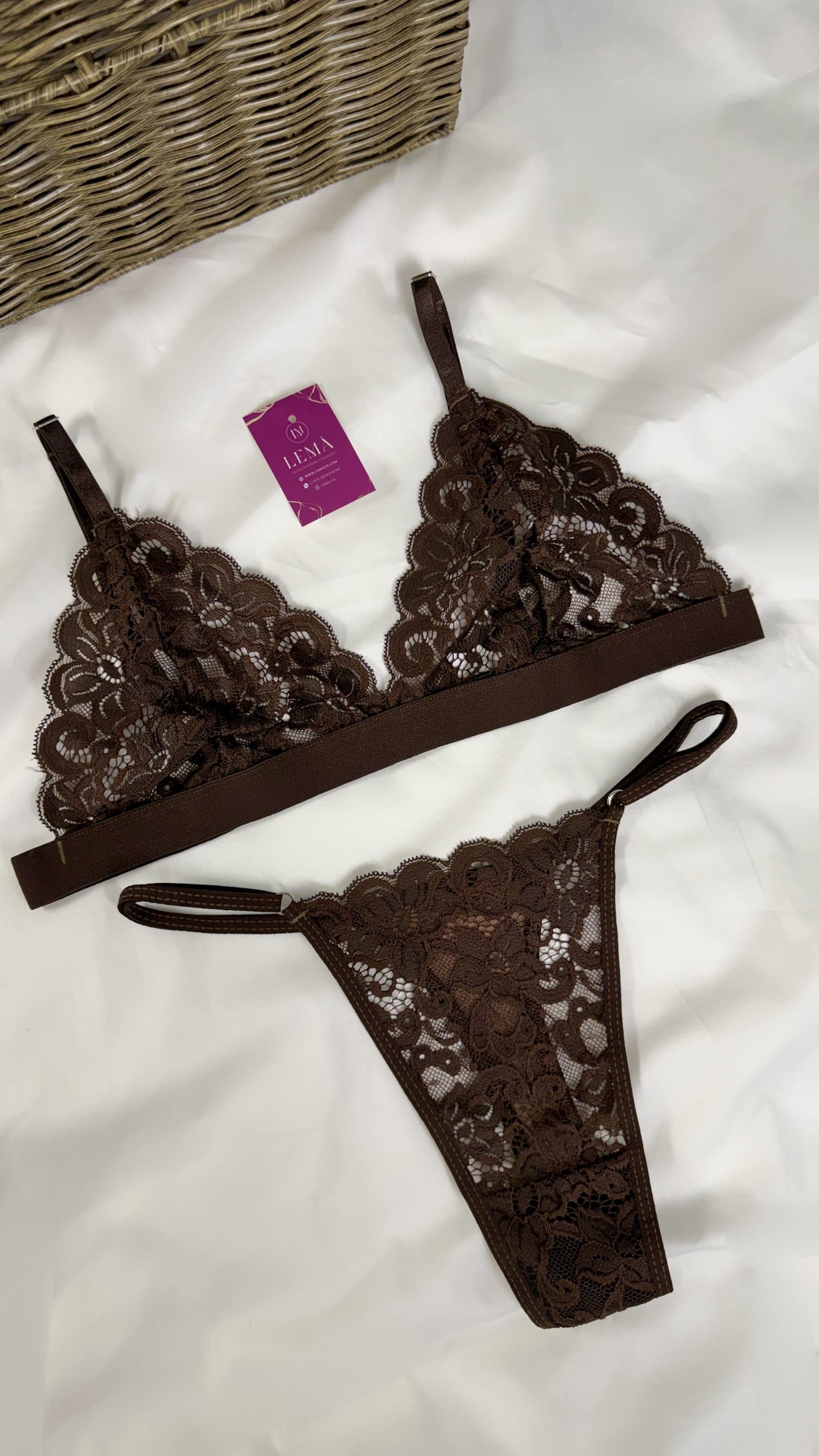 CONJUNTO LENCERIA EN ENCAJE | HILO MOCCA 671