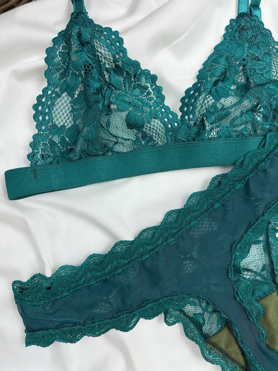 Conjunto Básico Lencería Verde